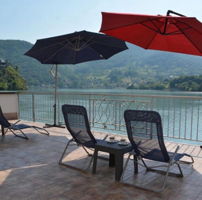 Vila Oaza - Zvornicko Jezero Zvornik Exterior foto