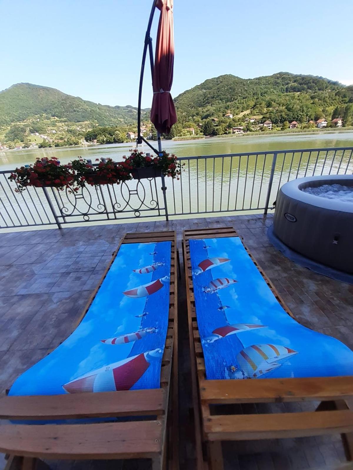 Vila Oaza - Zvornicko Jezero Zvornik Exterior foto